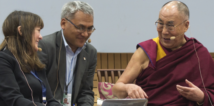 Dalai Lama have a conversation 